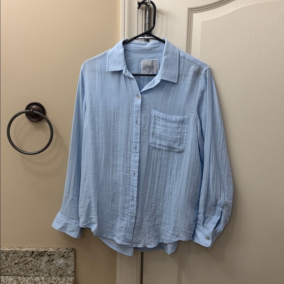 Rails Light Blue Casual Button-Down Shirt NWOT - Picture 3 of 12